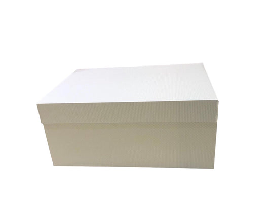 Gourmet Gift Box with magnetic flap in White